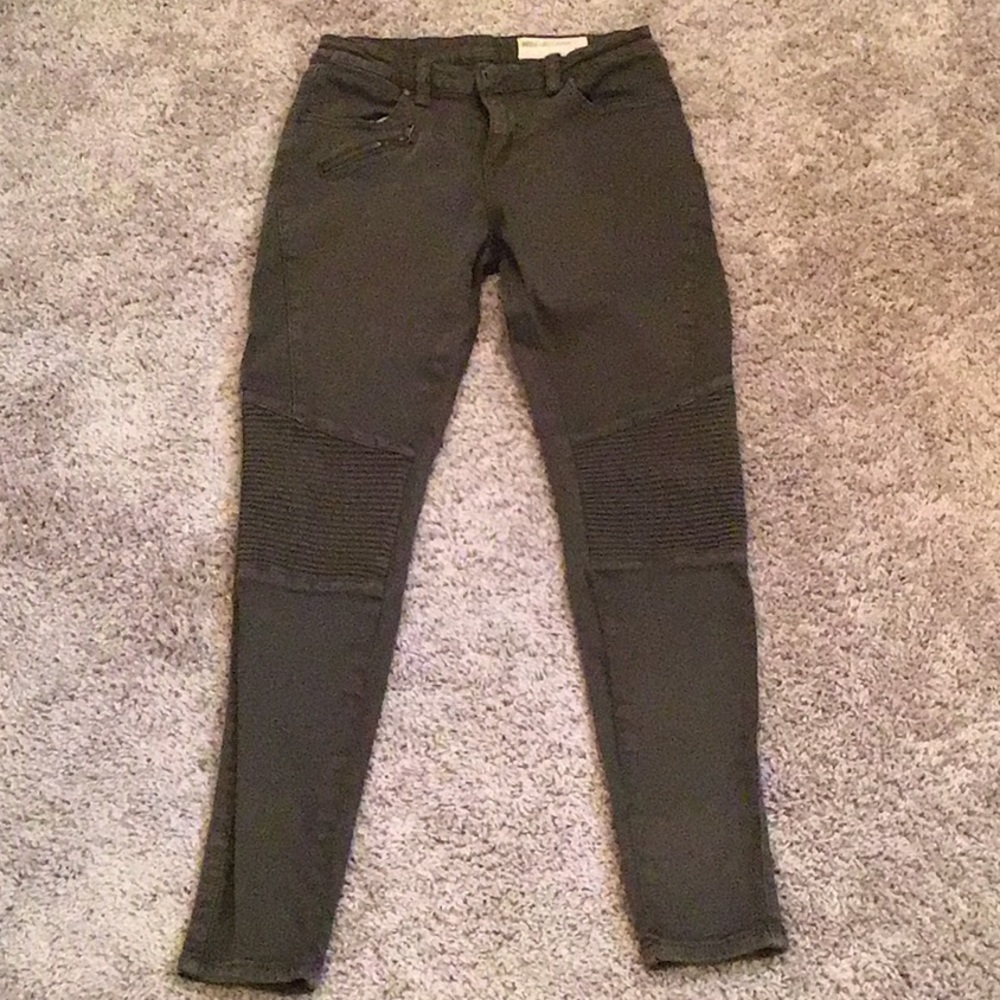 Wish List Skinny Jeans Size M